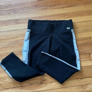 VS PINK Crop Logo Leggings